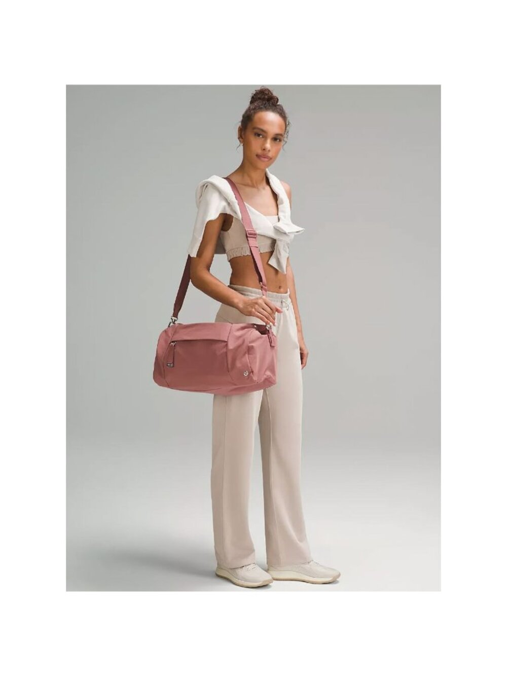 Lululemon On My Level Duffle Bag 16L Spiced Chai Pink OS